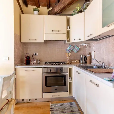 Apartment 50mt Dalle Mura+parcheggio*appartamento Tipico* Lucca